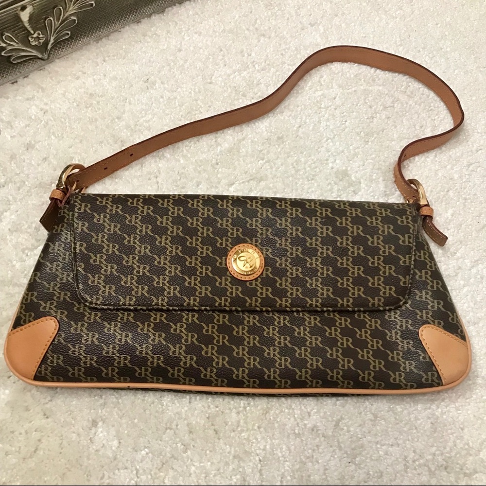 Rioni Shoulder Bag